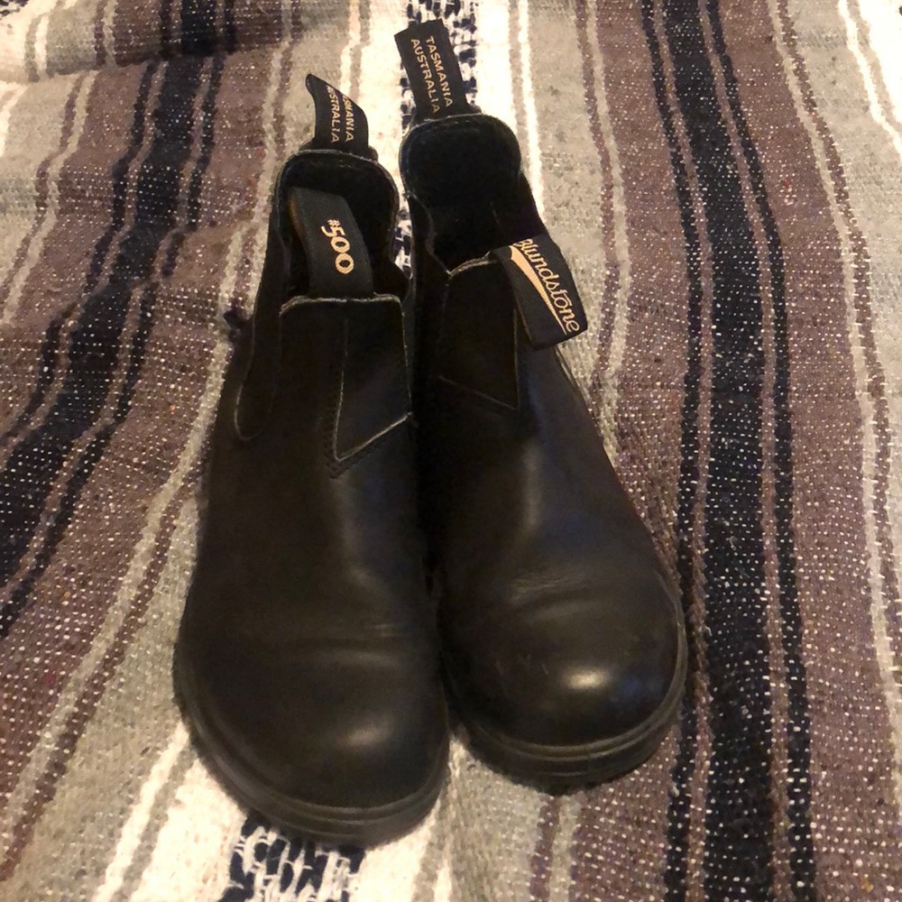 Blundstones Boots Womens Size 7 1/2 US